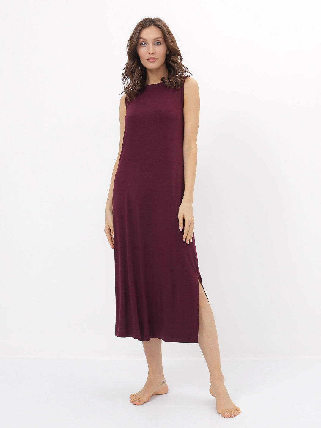 Exklusives Nachtkleid mit einer feinen Spitze an der Schulter LMS-6010 Redwine Weinrot