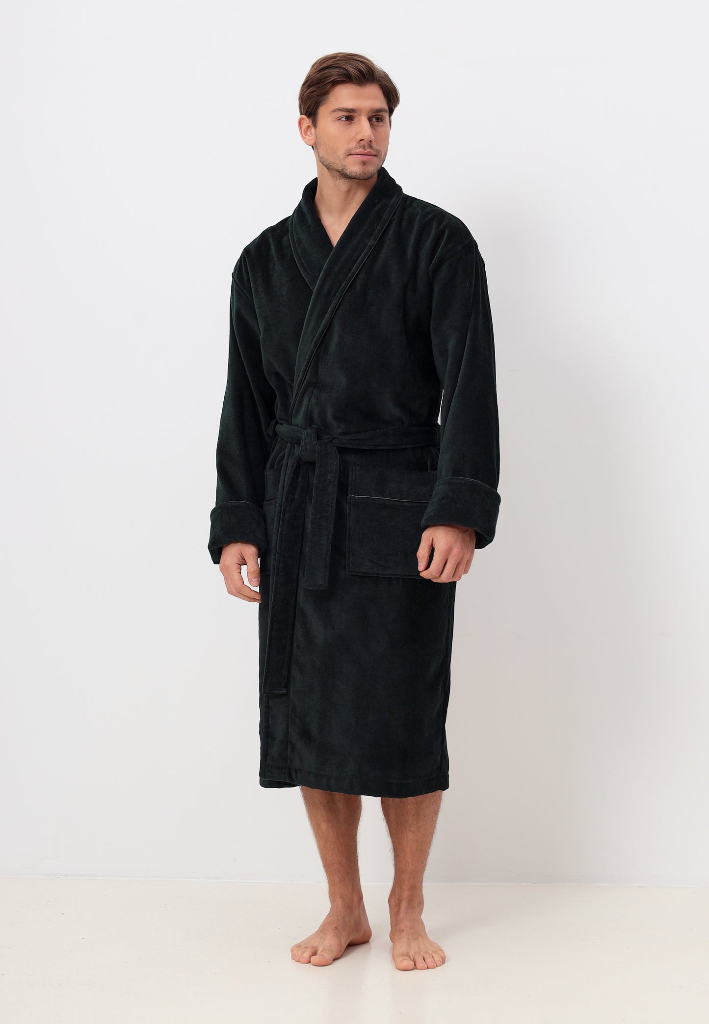 Noble shawl collar men's bathrobe made of high-quality cotton in velour