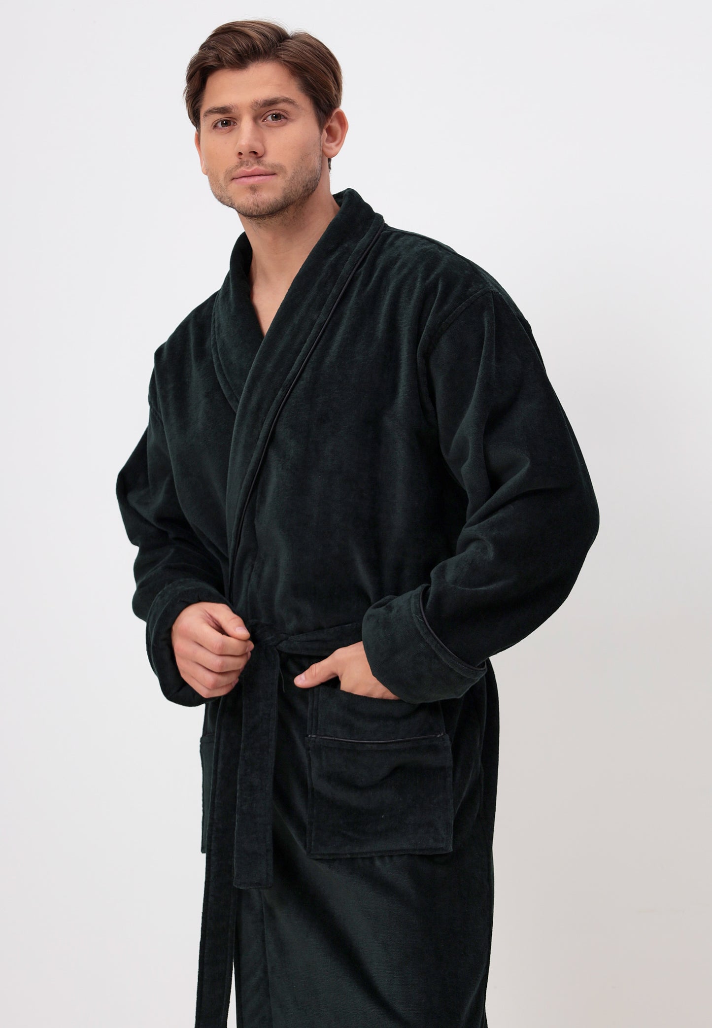 Noble shawl collar men's bathrobe made of high-quality cotton in velour