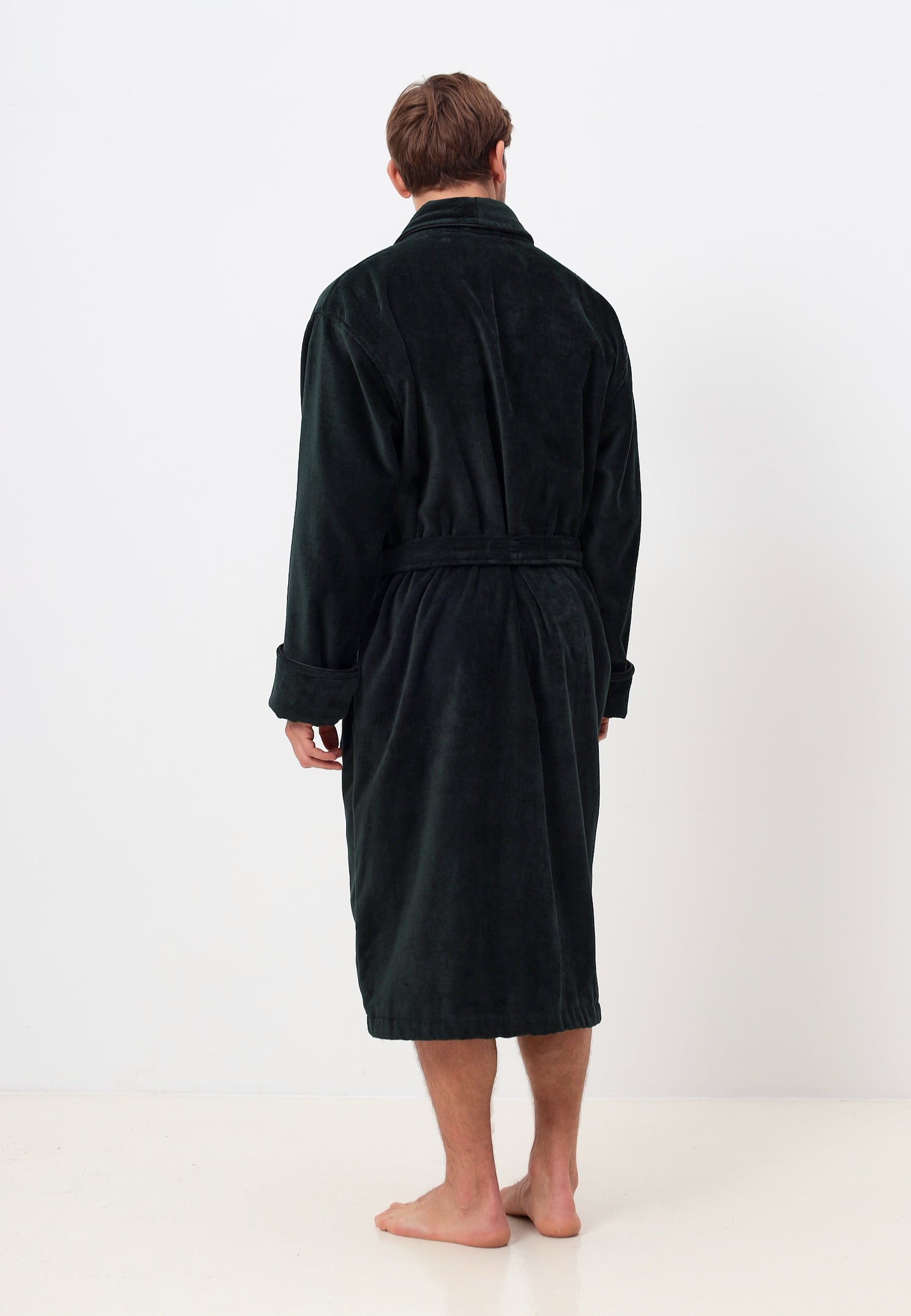 Noble shawl collar men's bathrobe made of high-quality cotton in velour