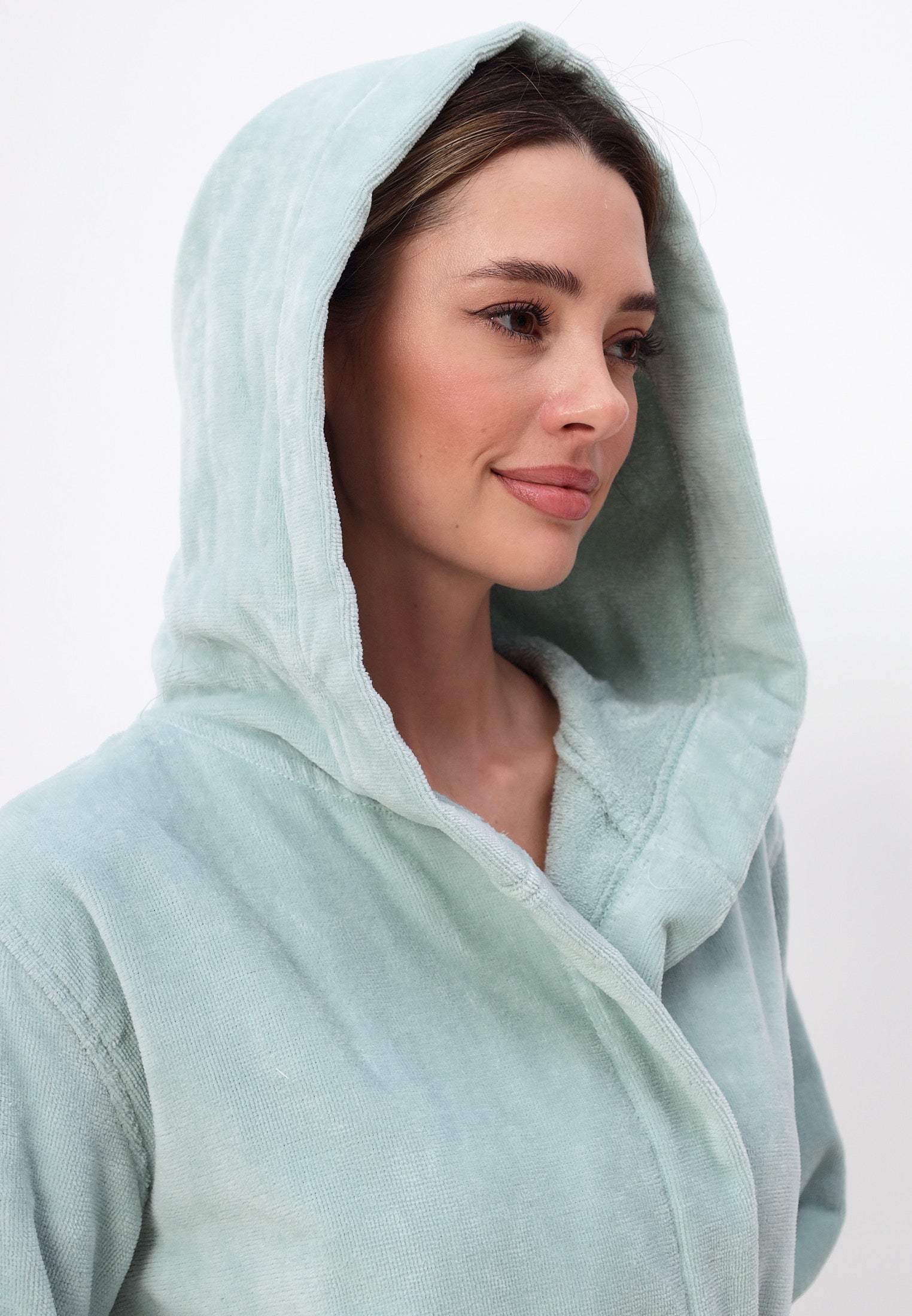 Damenbademantel aus hochwertiger Baumwolle