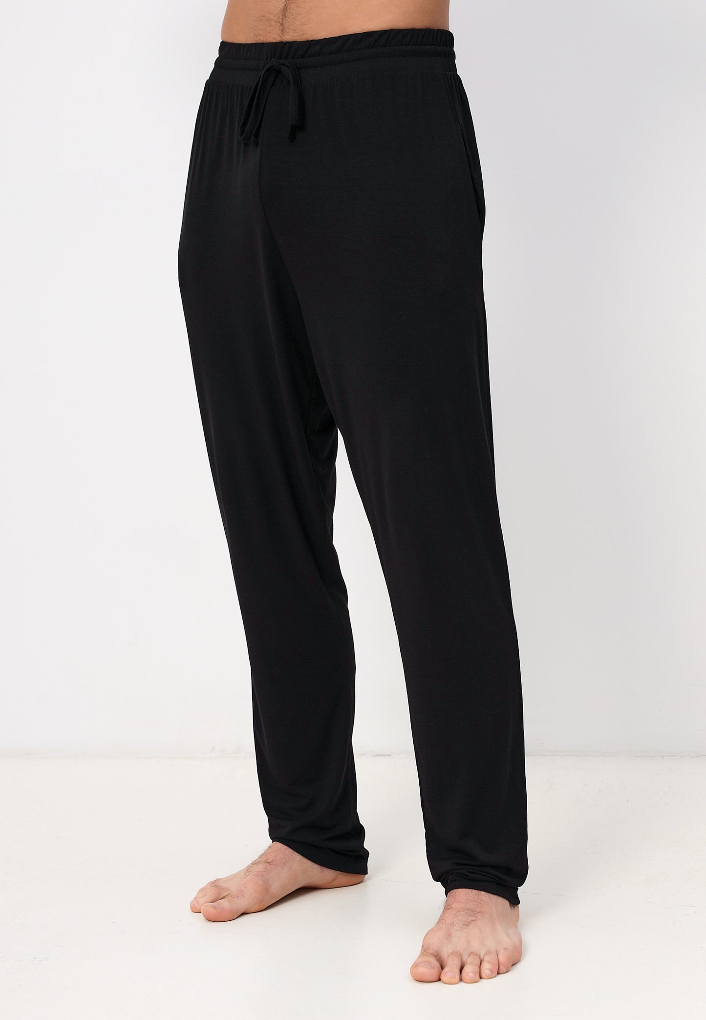Men's pijama set made of bamboo viscose with long pants and top with short sleeves