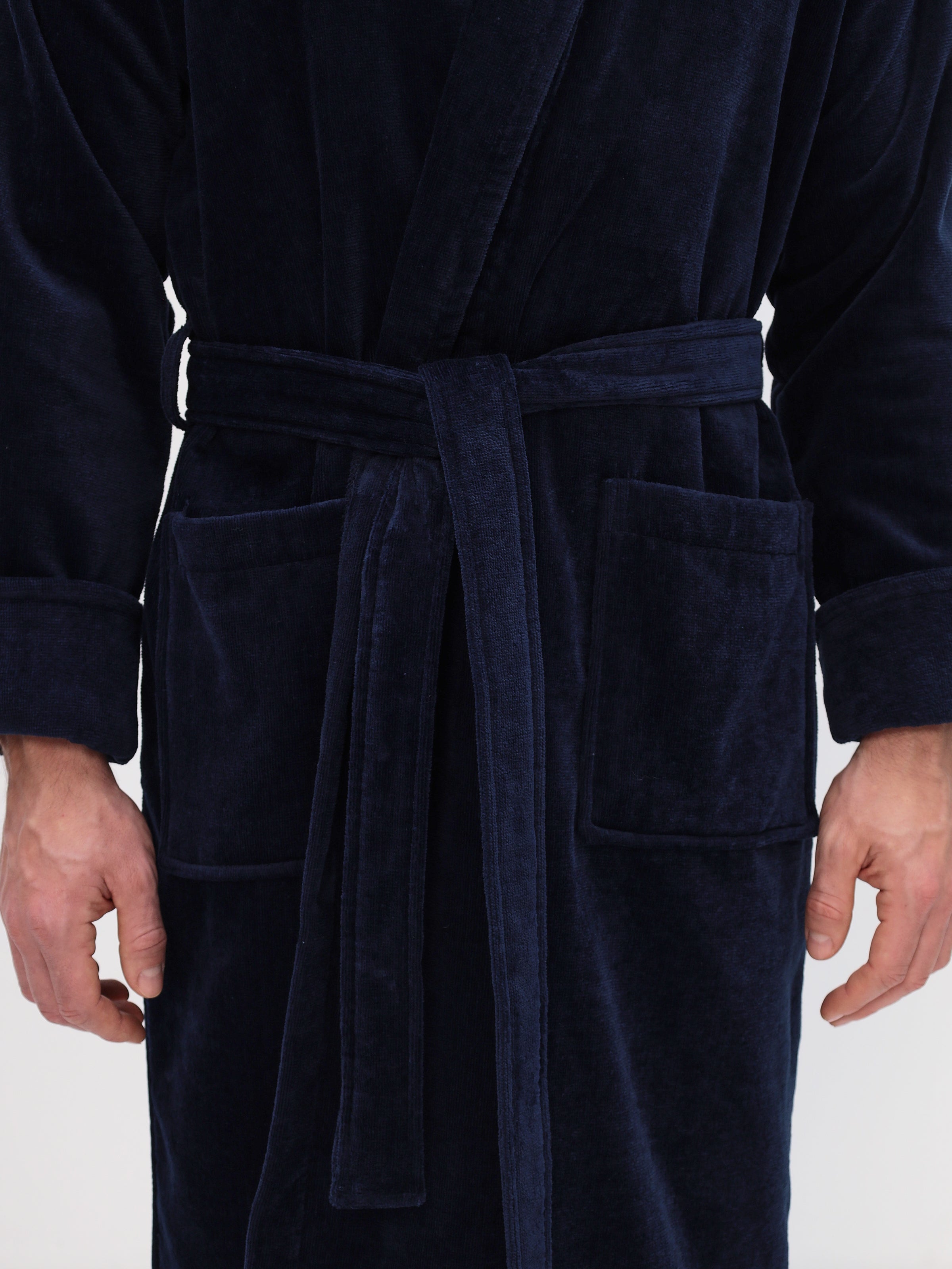 Noble shawl collar men's bathrobe made of high-quality cotton in velour