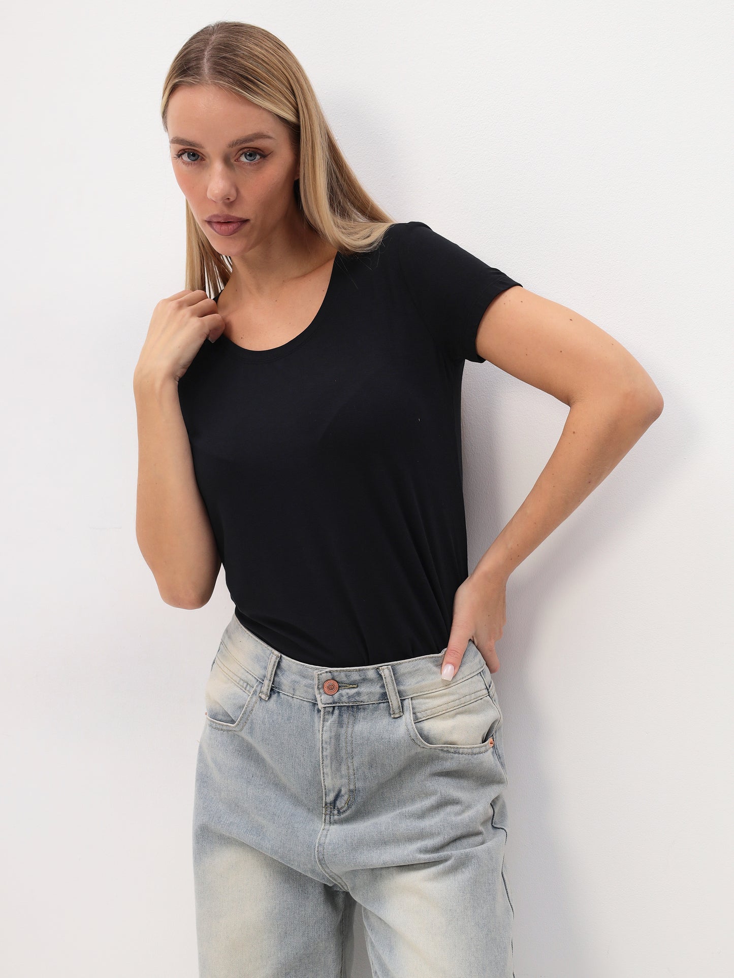 Ensemble pyjama short femme 2 pièces avec short et haut sans manches