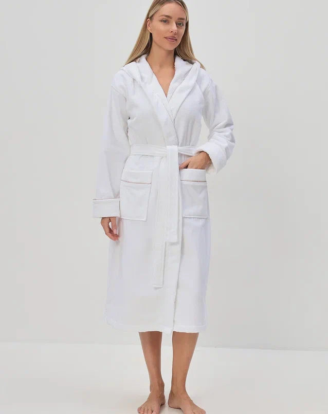 Premium Kapuzen-Bademantel aus 100% Baumwoll-Velours