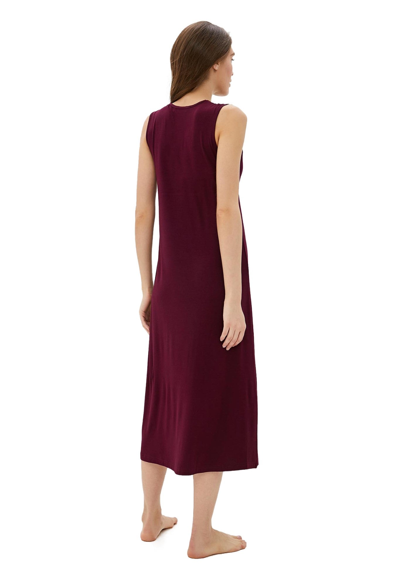 Exklusives Nachtkleid mit einer feinen Spitze am V-Ausschnitt LMS-6038