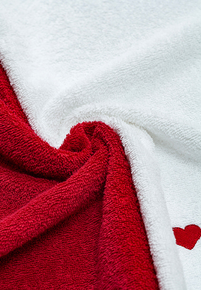 Handtuch 2'er Set - mit Herzchen Stickerei auf weißem Tuch - 100% Baumwolle - Gästetuch (30x50 cm)