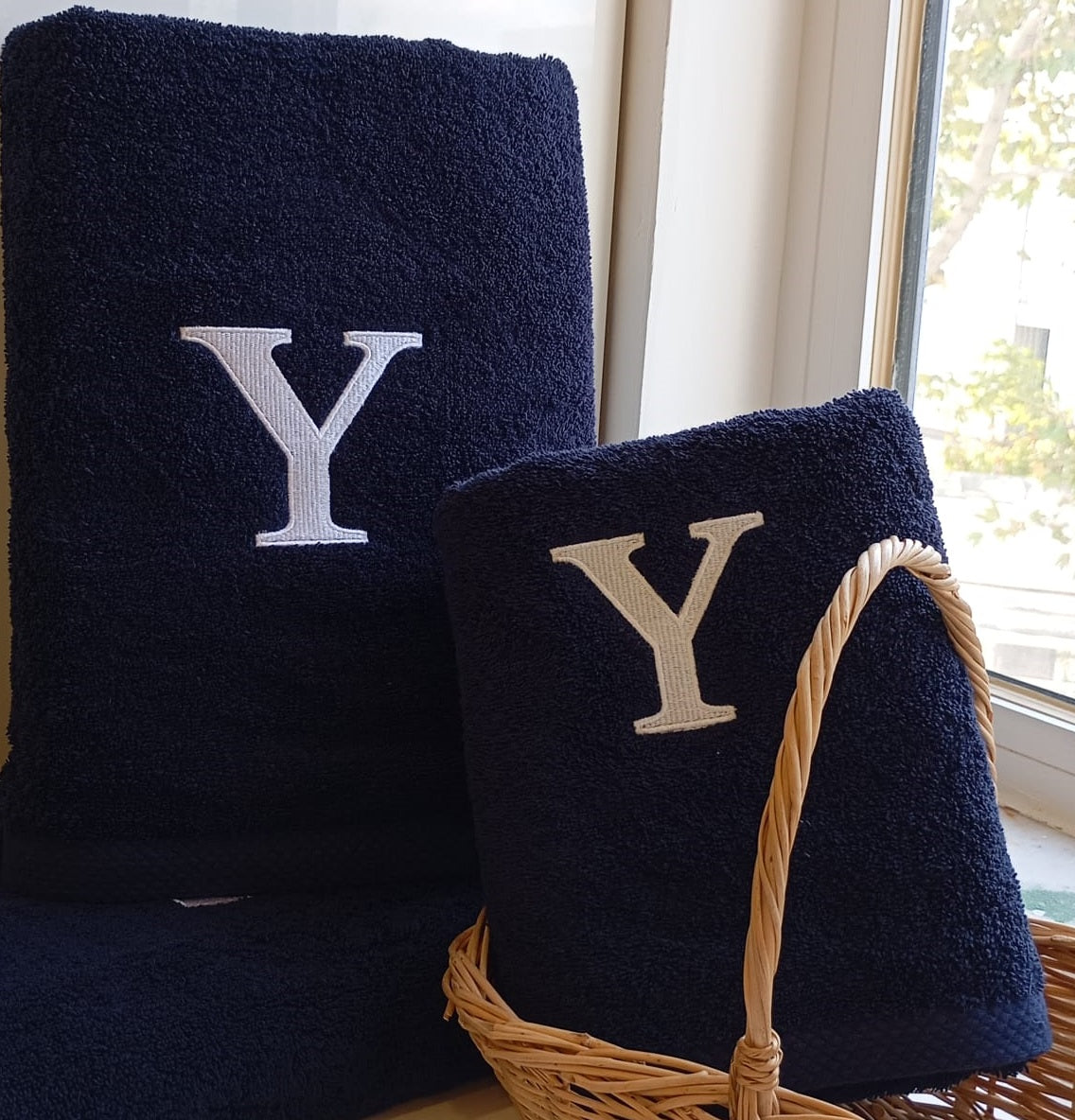 Serviette haut de gamme - avec élégante lettre "Y" brodée - polyvalente, durable, absorbante et à séchage rapide - 100 % coton - bleu marine