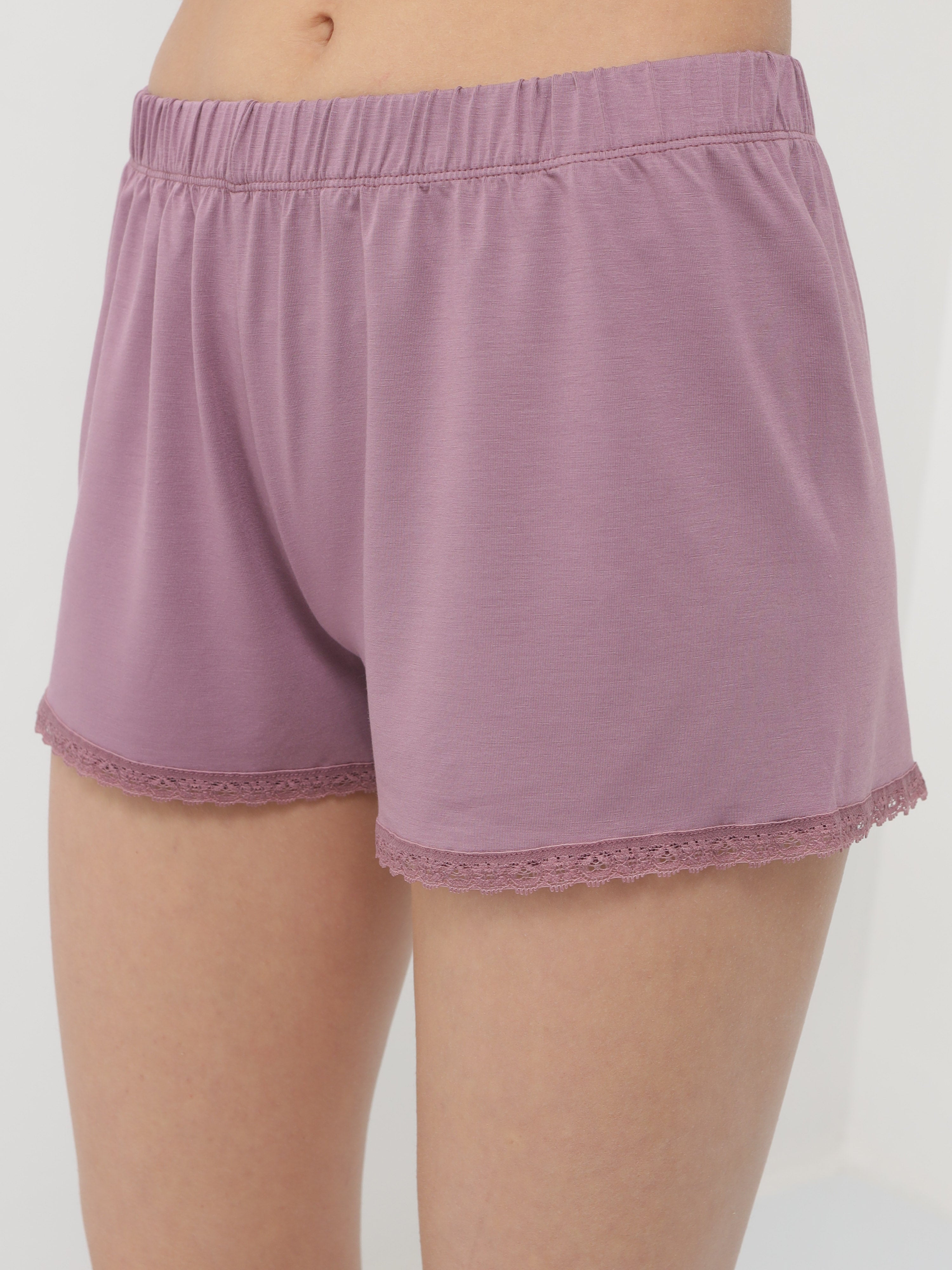 Damen Pyjama Set aus Bambusviskose mit einer Spitze im Oberteil