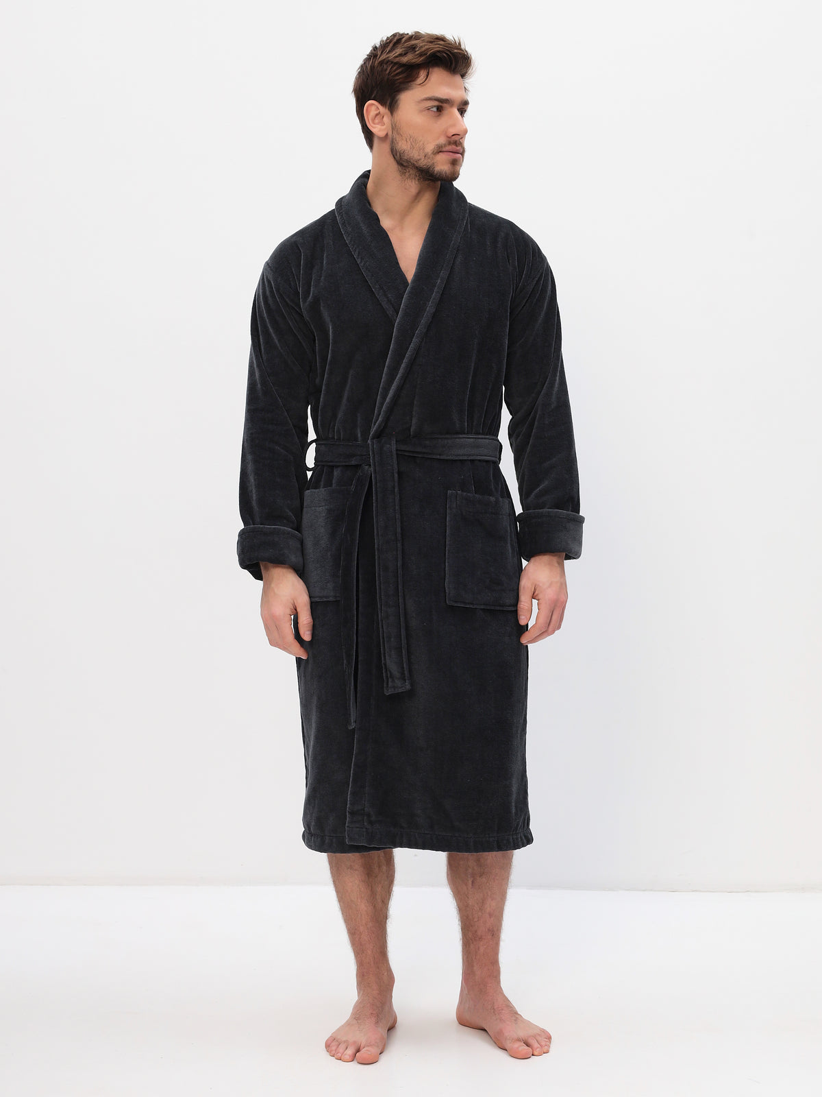 Noble shawl collar men's bathrobe made of high-quality cotton in velour 