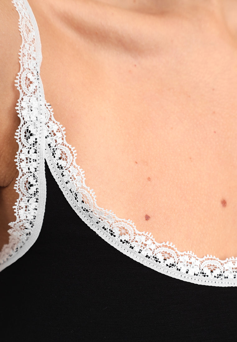 Damen Pyjama Short Set aus Bambusviskose mit einer Spitze im Oberteil