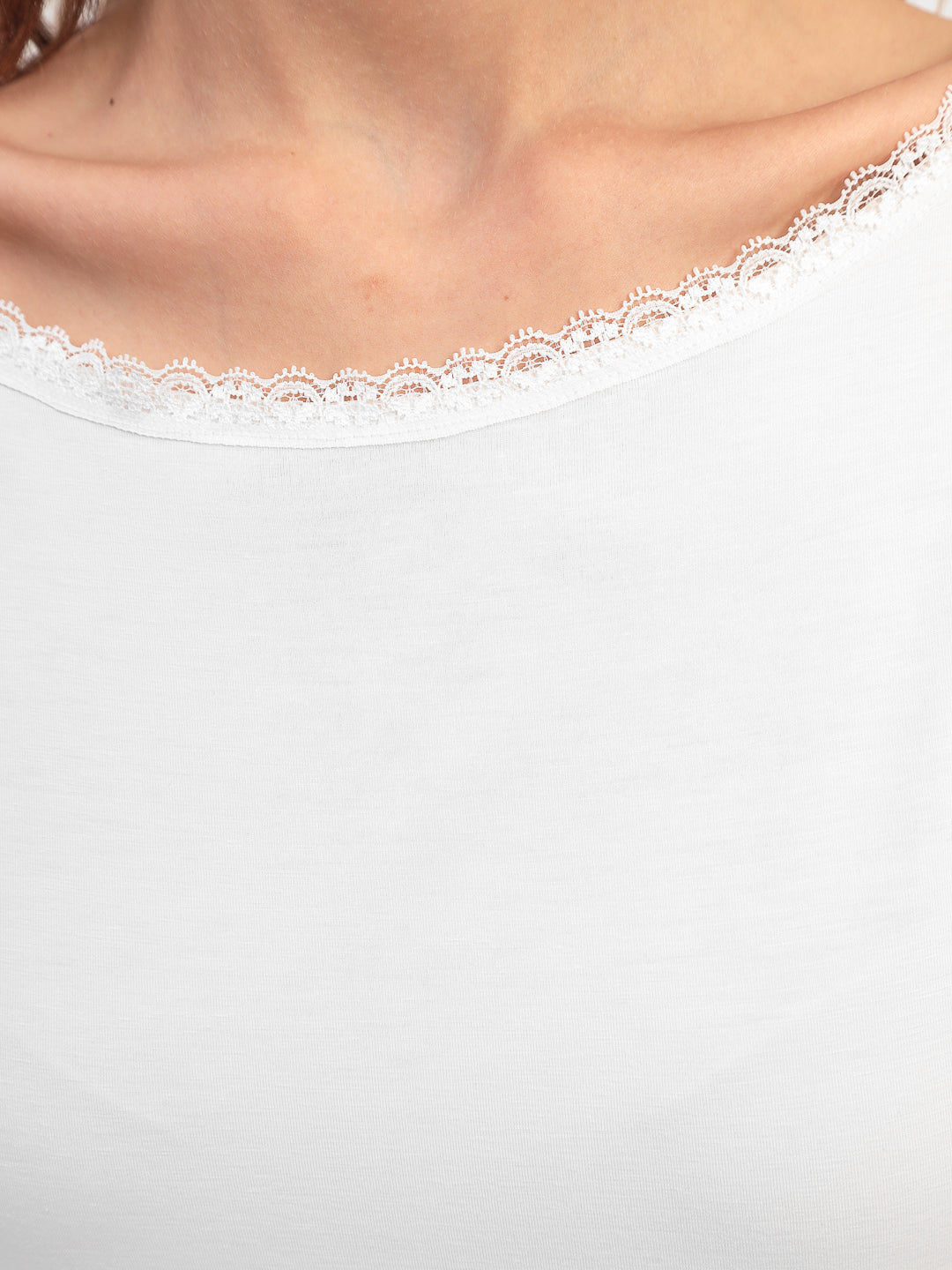 Damen Pyjama Set aus Bambusviskose mit einer Spitze im Oberteil