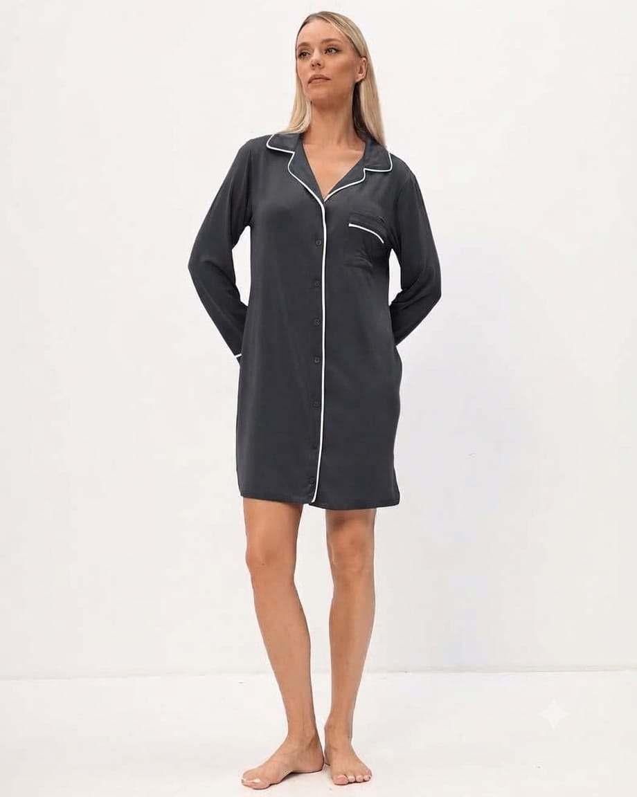 Nightdress made of bamboo viscose with a fine lace on the shoulder