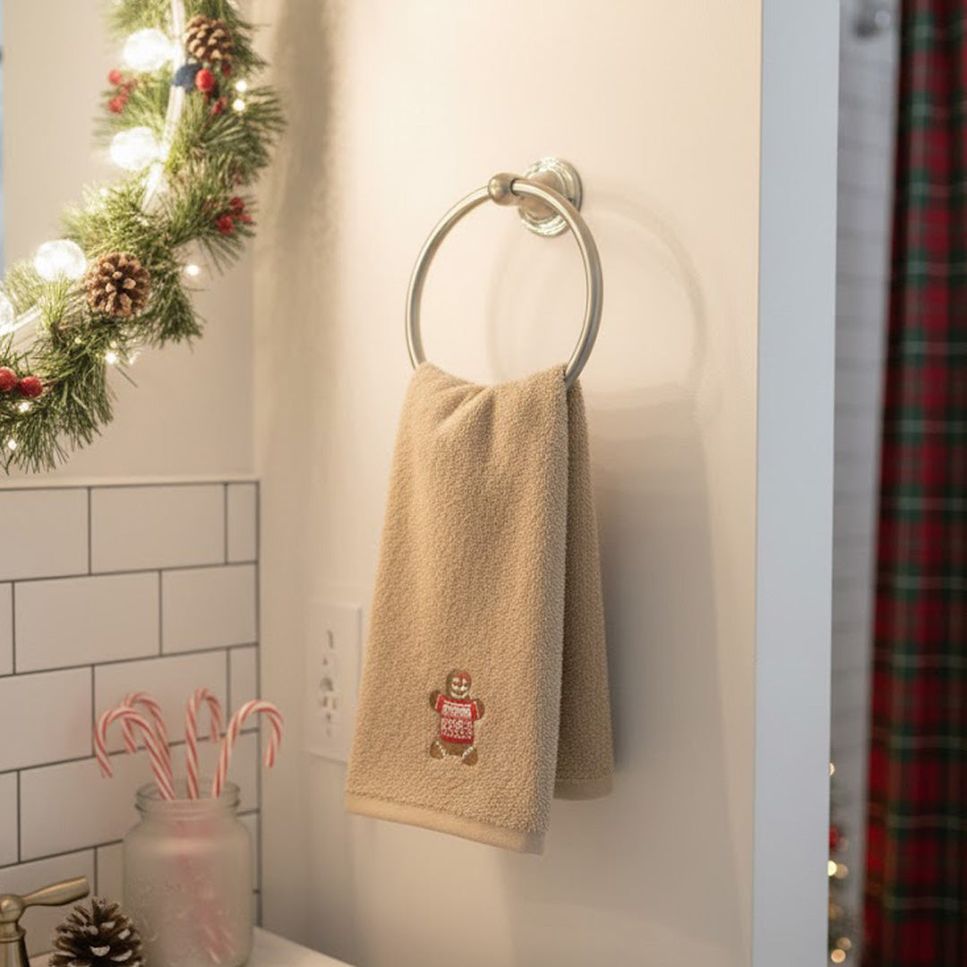 Weihnachtshandtuch - Besticktes Gästehandtuch mit Lebkuchenmuster Beige