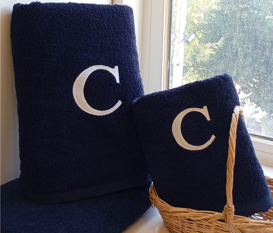 Premium towel - With elegant embroidery letter "C" - Versatile, sustainable, absorbent &amp; quick-drying - 100% cotton - Navy blue 