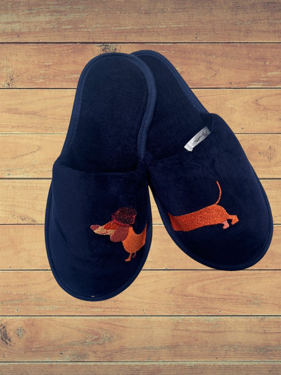 Hausschuhe mit Dackel-Stickerei