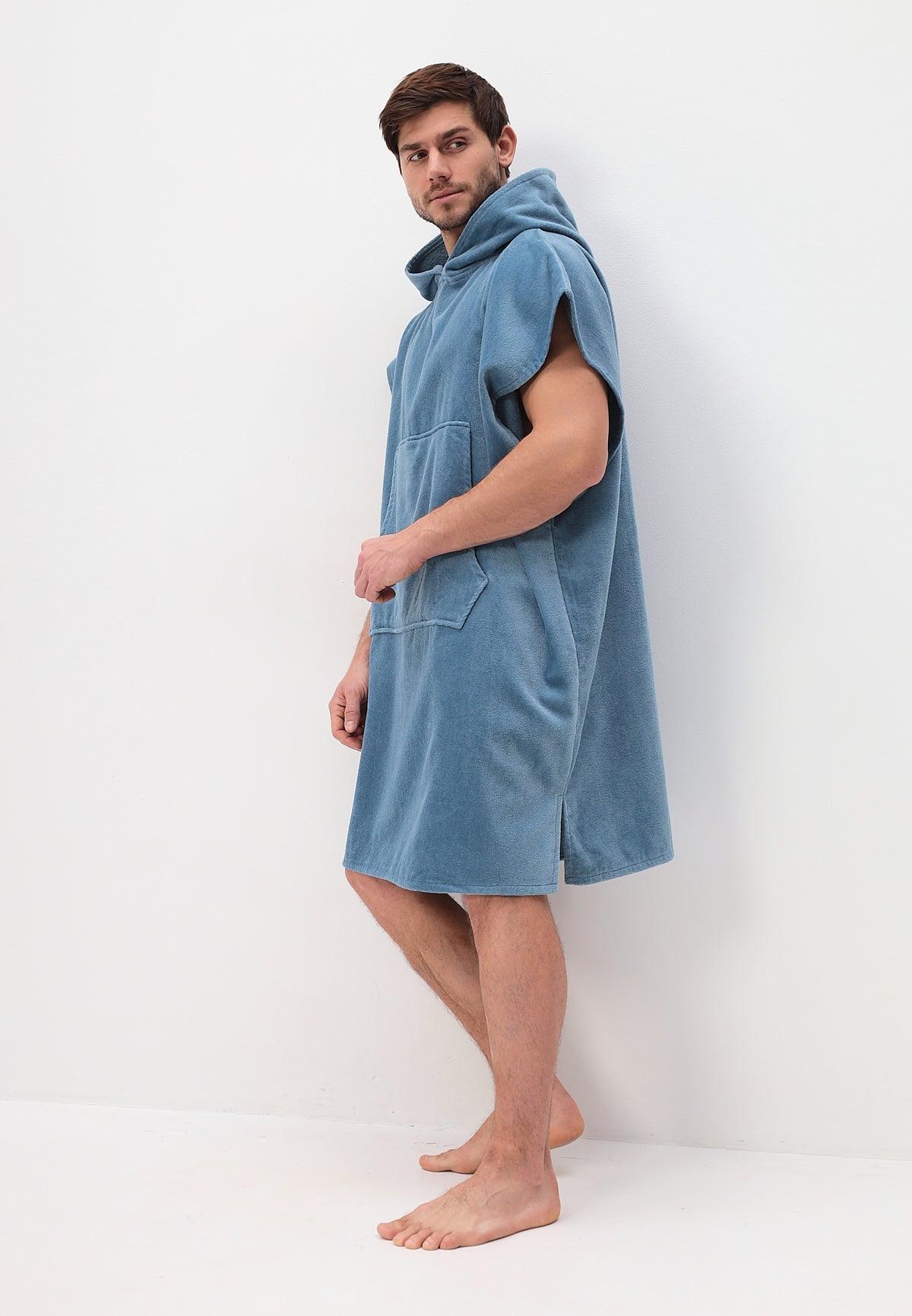 Men's poncho with hood made of 100% cotton 