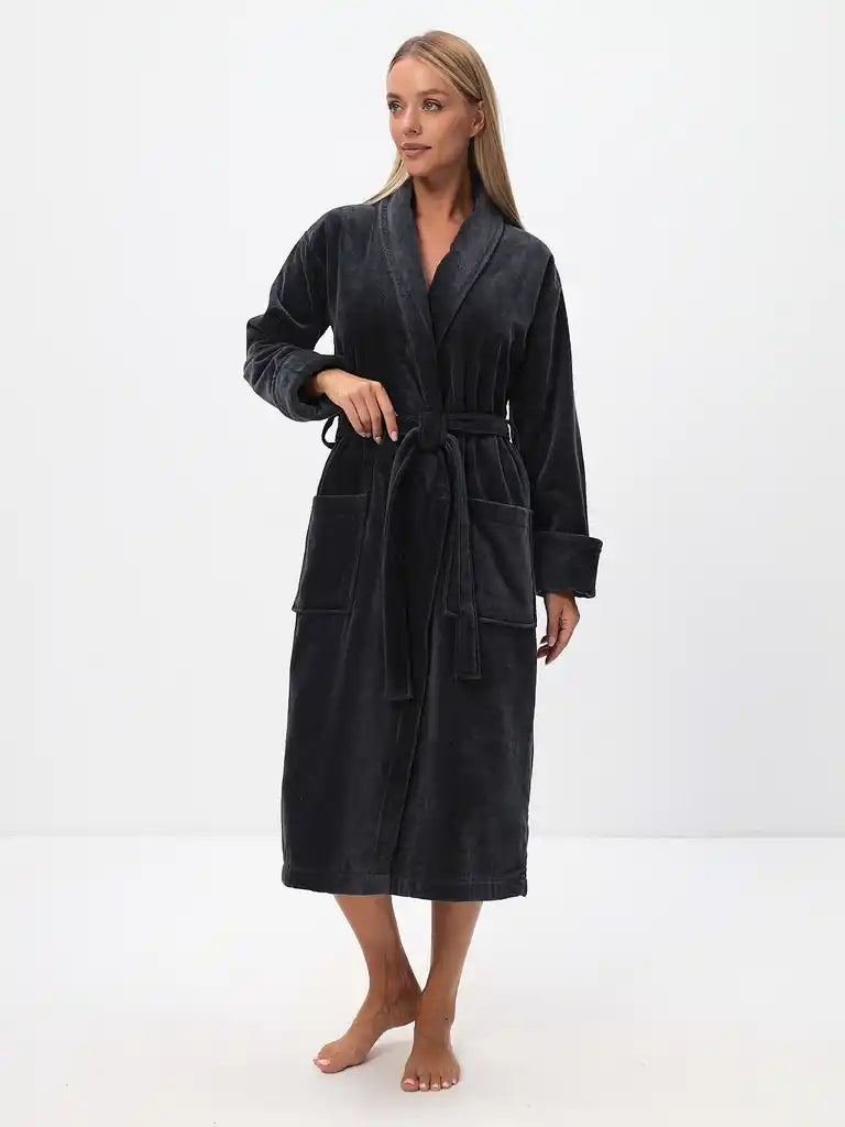 Noble shawl collar men's bathrobe made of high-quality cotton in velour 