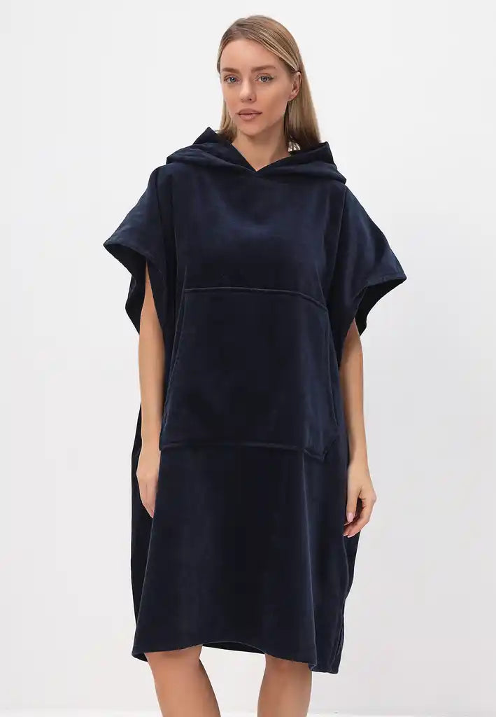 Men's poncho with hood made of 100% cotton 