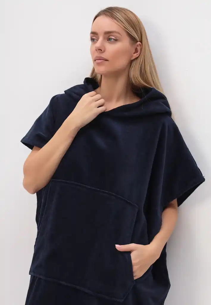 Men's poncho with hood made of 100% cotton 