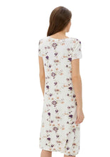 Lade das Bild in den Galerie-Viewer, Exklusives Nachtkleid Damen Nachthemd mit floralem Design - V-Ausschnitt
